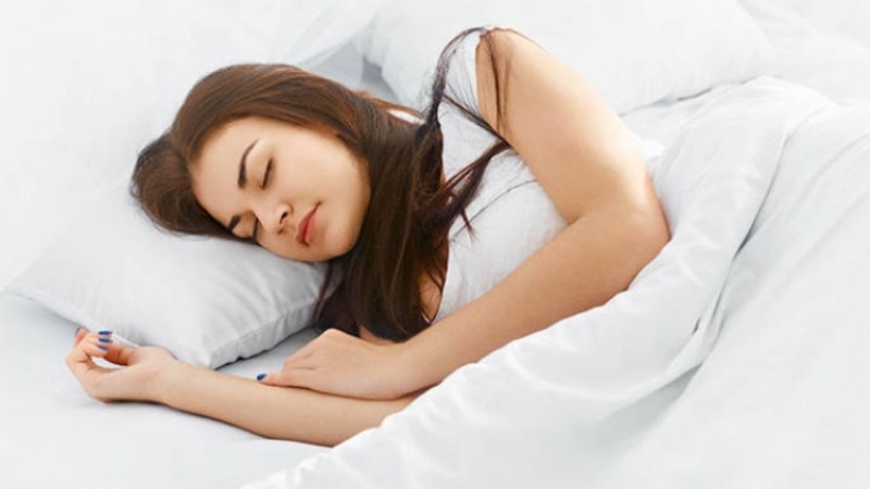 5 Perawatan Kecantikan yang Baik untuk Kulit Saat Tidur Siang