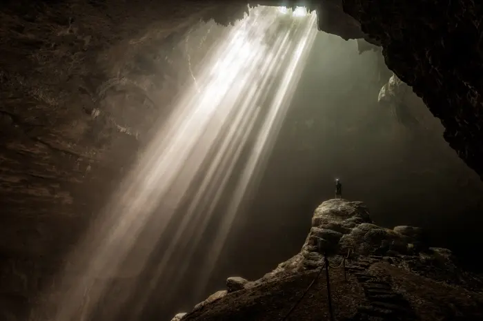Goa Jomblang, Pesona Alam Eksotis yang Memukau di Jogja