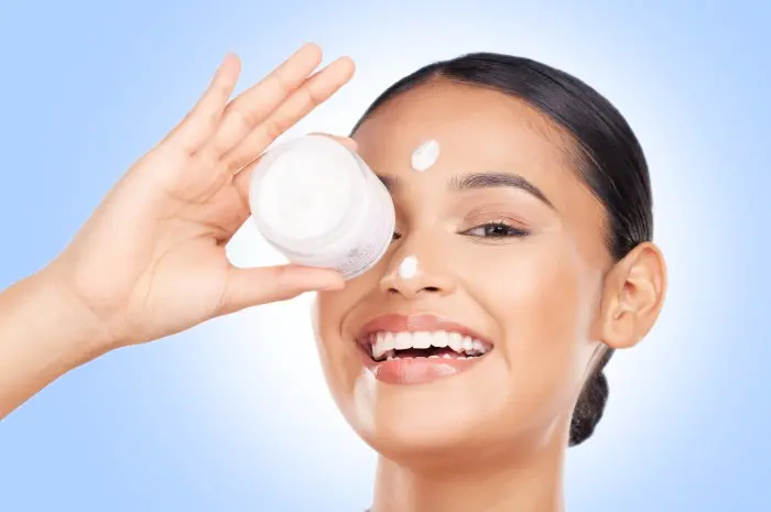 Krim Mata yang Sangat Berfungsi untuk Kecantikan