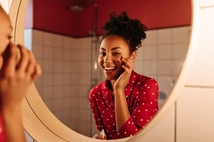 Tips Skincare Malam Hari untuk Wajah Berseri